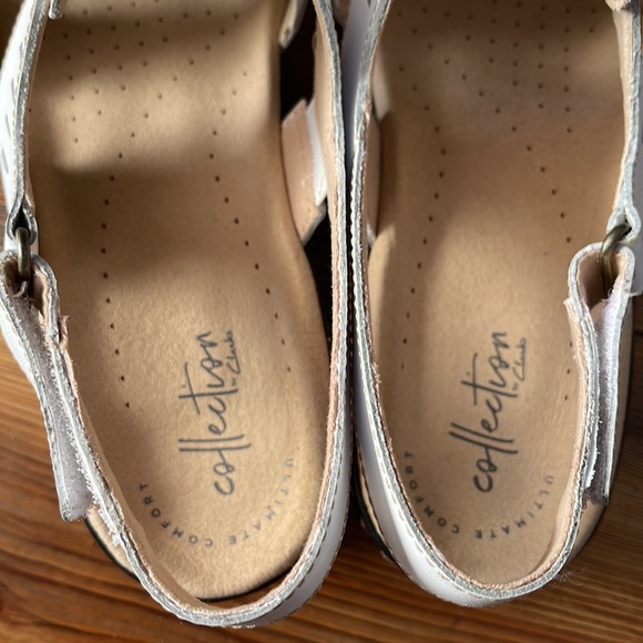 Clarks Lexi Qwin 10 M White Leather Sandals Wedge Heels Velcro Comfort Shoes - Picture 7 of 10